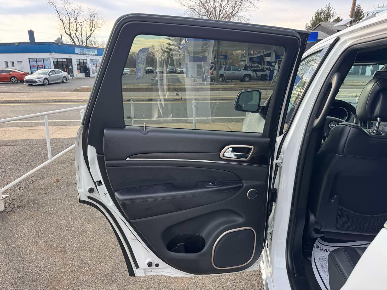 Jeep Grand Cherokee 4WD 4dr Summit 2016