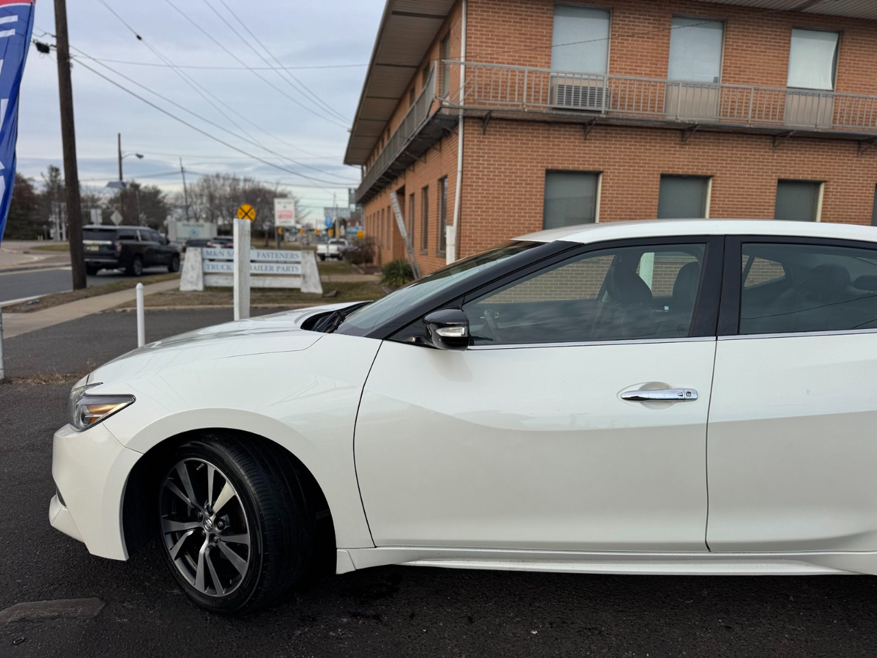 Nissan Maxima SV 3.5L *Ltd Avail* 2017