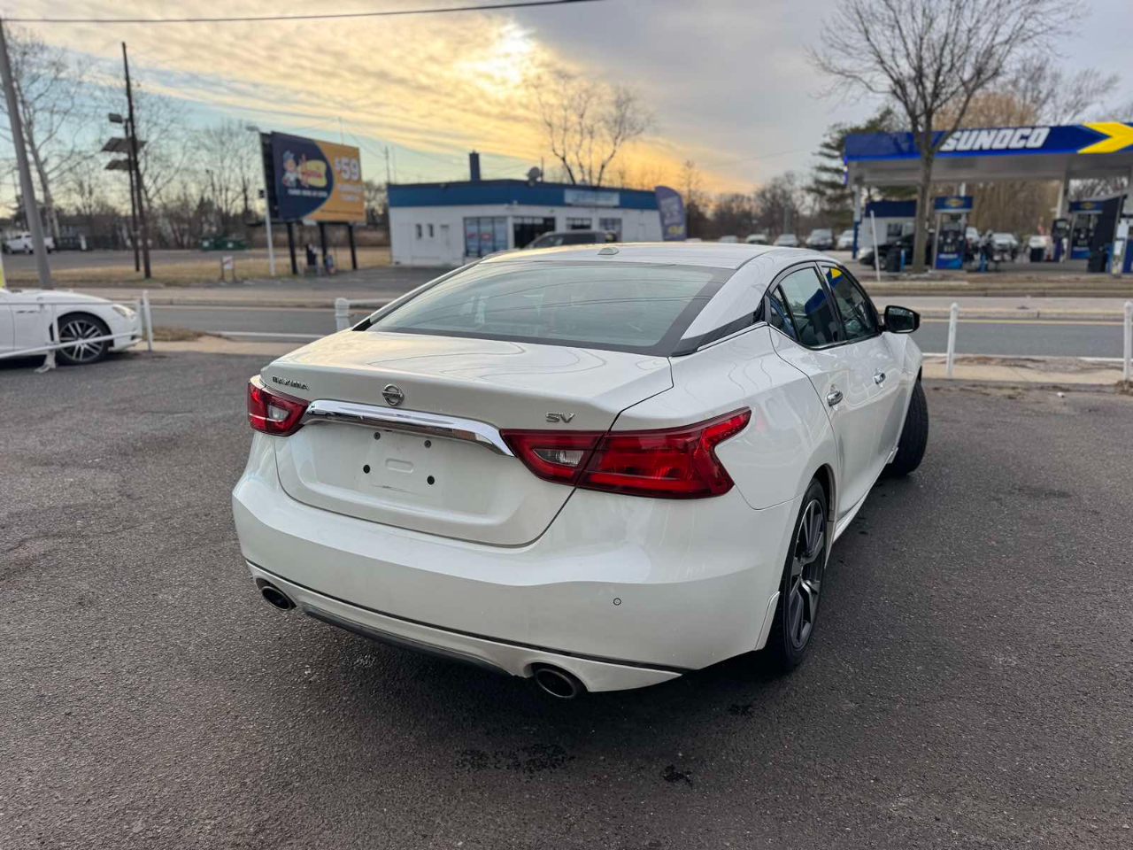 Nissan Maxima SV 3.5L *Ltd Avail* 2017