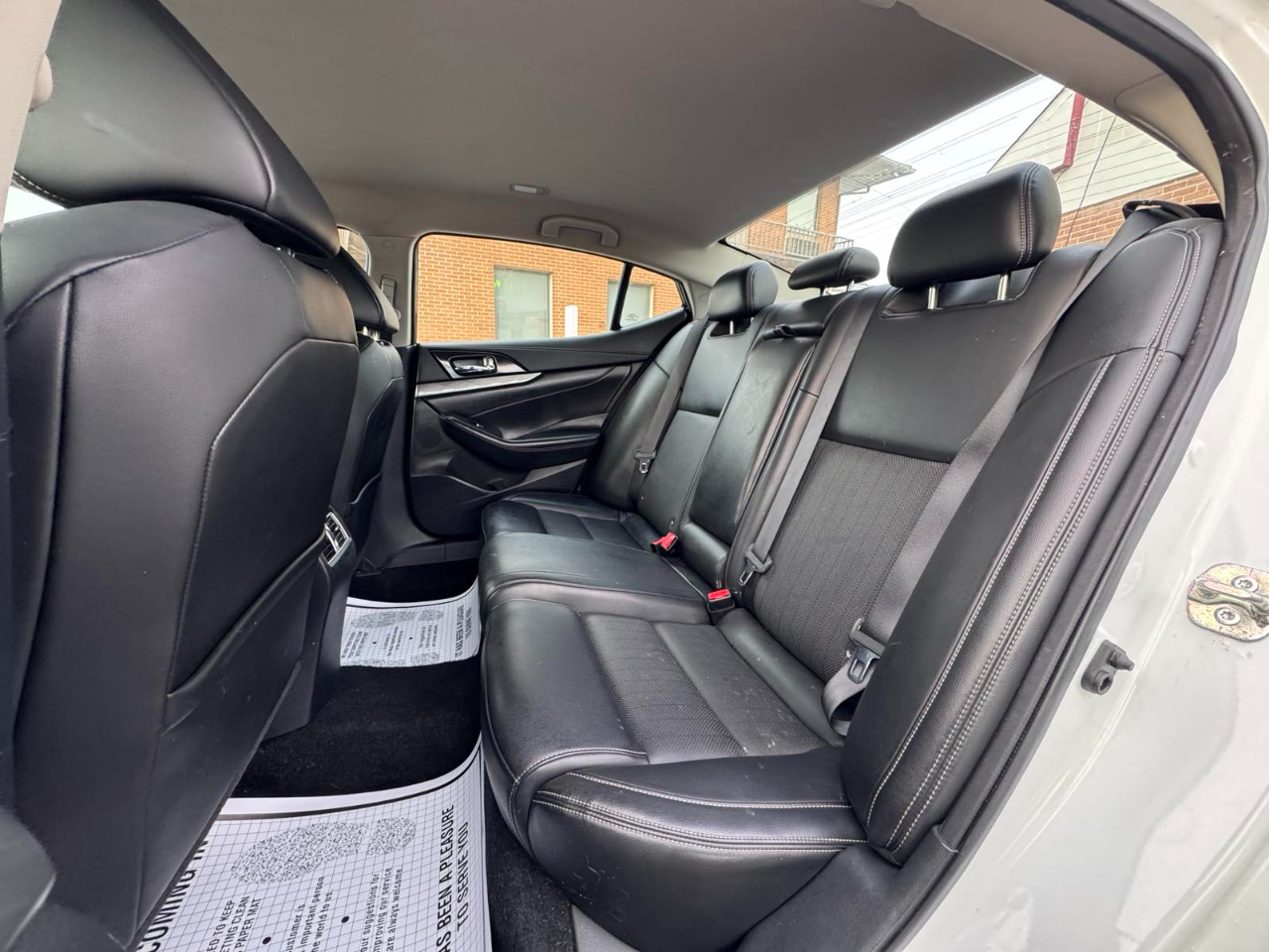 Nissan Maxima SV 3.5L *Ltd Avail* 2017