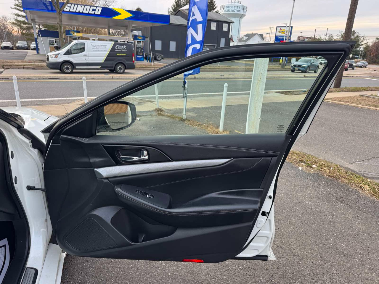 Nissan Maxima SV 3.5L *Ltd Avail* 2017