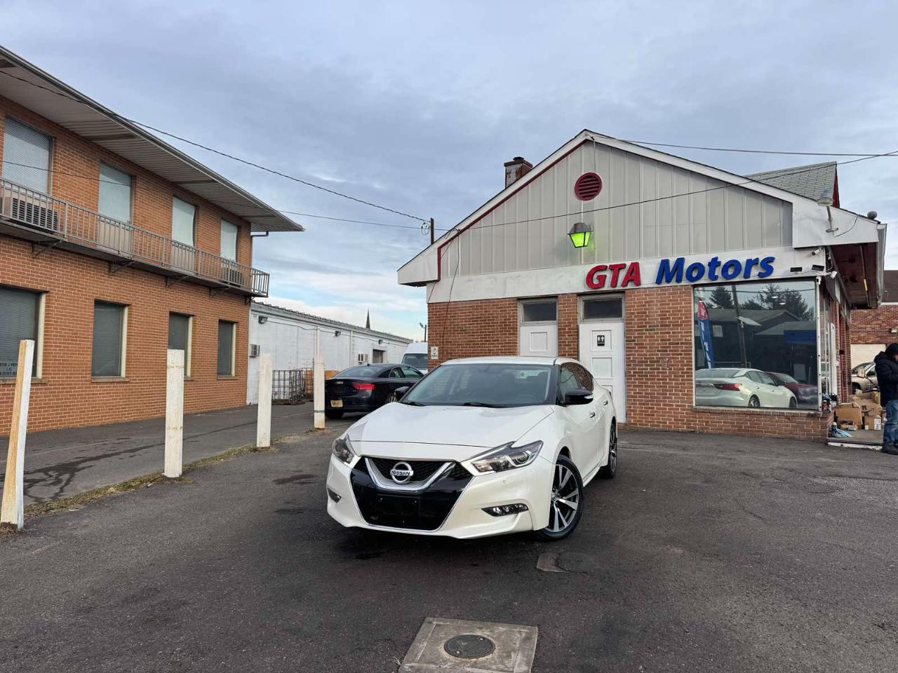 Nissan Maxima SV 3.5L *Ltd Avail* 2017