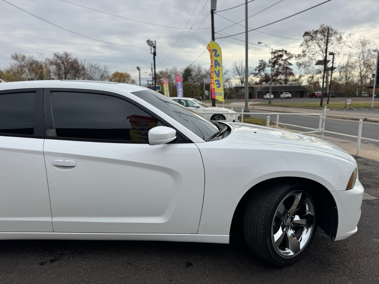 Dodge Charger 4dr Sdn SXT RWD 2013