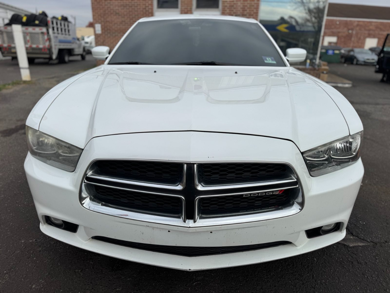 Dodge Charger 4dr Sdn SXT RWD 2013