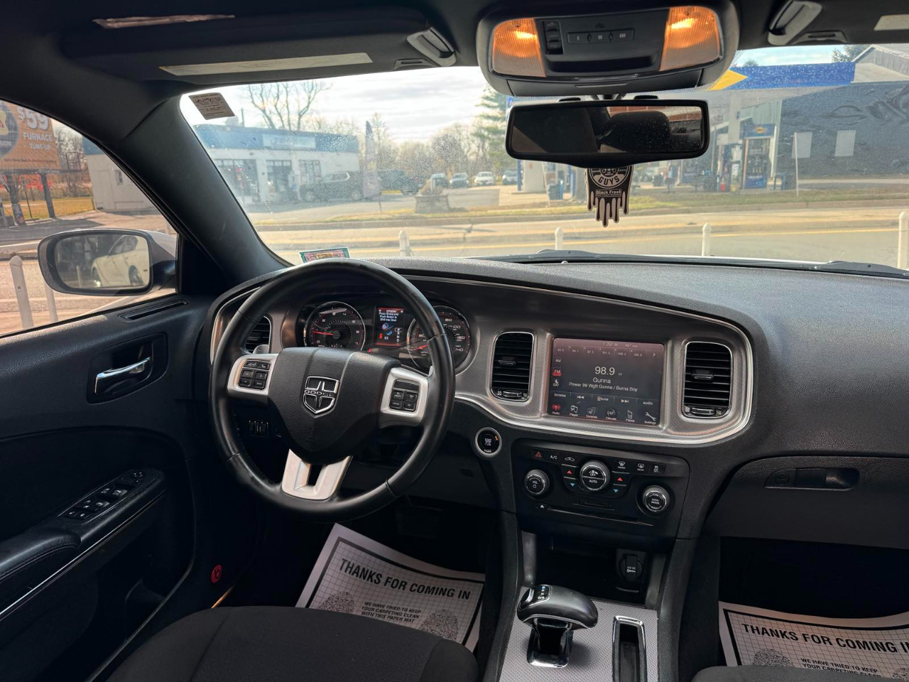 Dodge Charger 4dr Sdn SXT RWD 2013