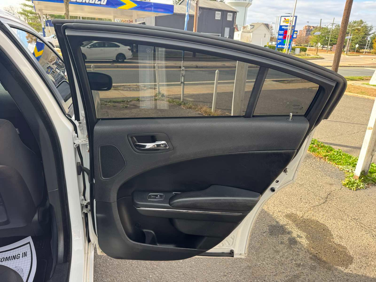 Dodge Charger 4dr Sdn SXT RWD 2013