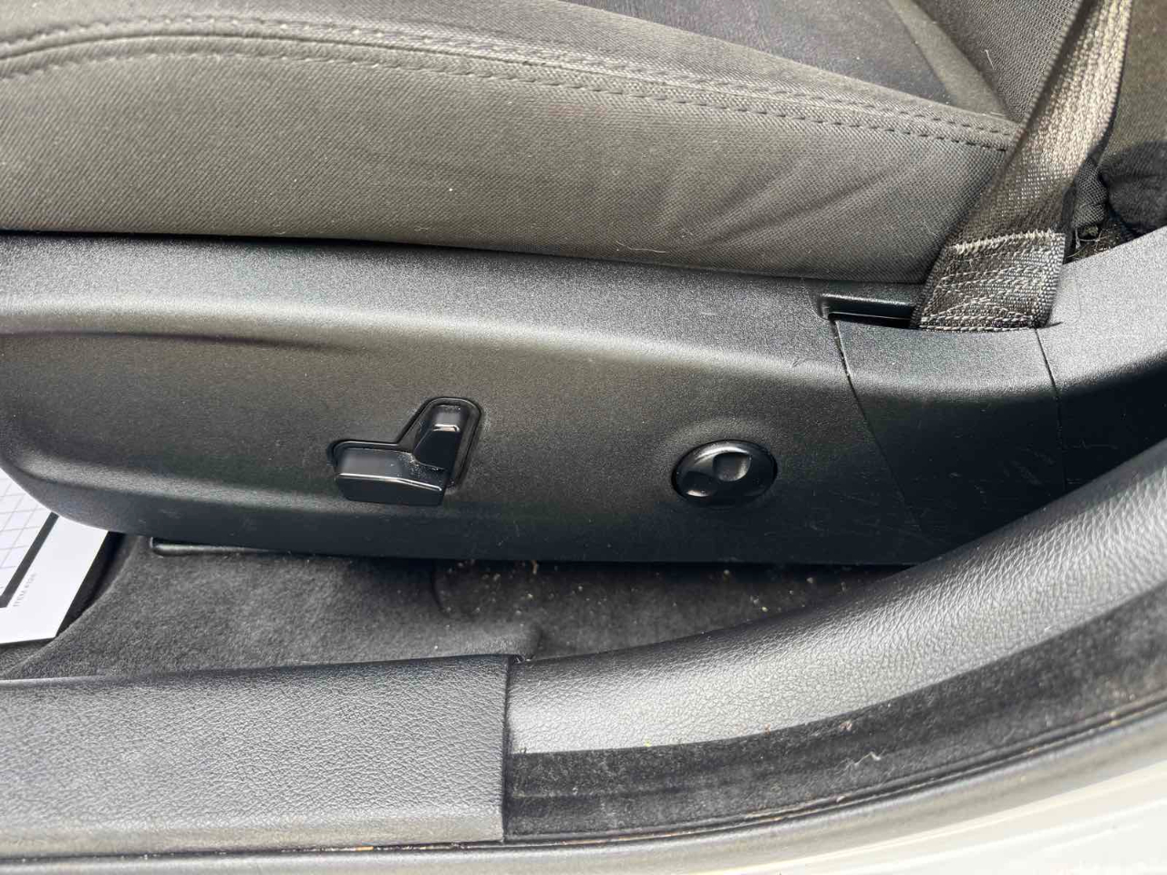 Dodge Charger 4dr Sdn SXT RWD 2013