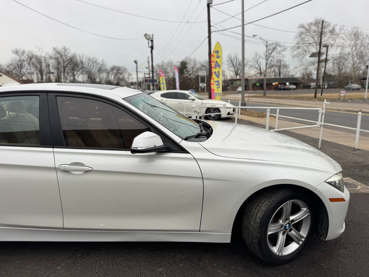 BMW 3 Series 4dr Sdn 328i xDrive AWD 2013