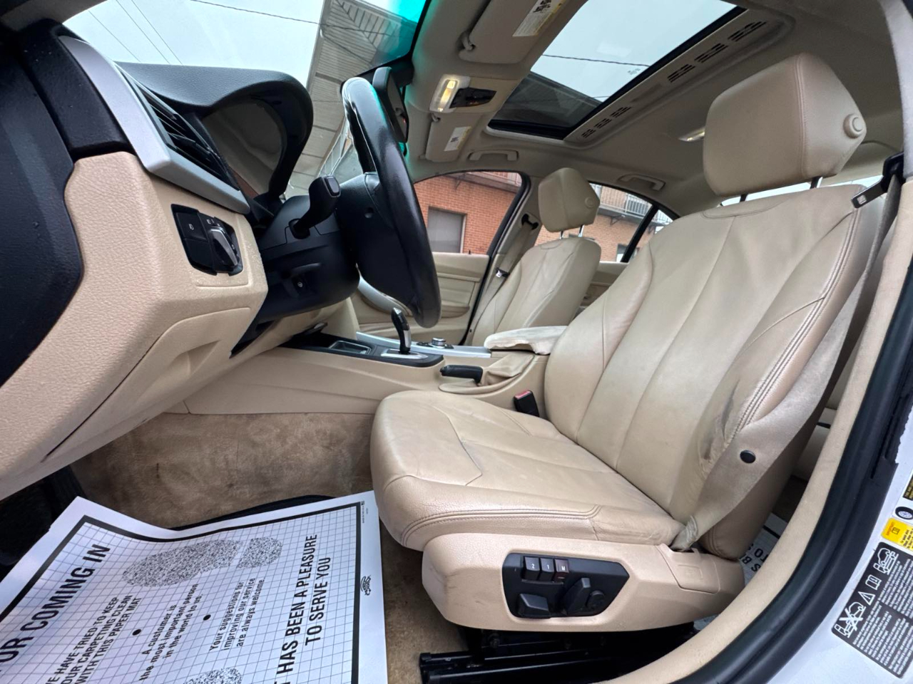 BMW 3 Series 4dr Sdn 328i xDrive AWD 2013