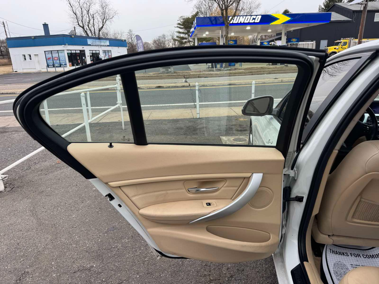 BMW 3 Series 4dr Sdn 328i xDrive AWD 2013