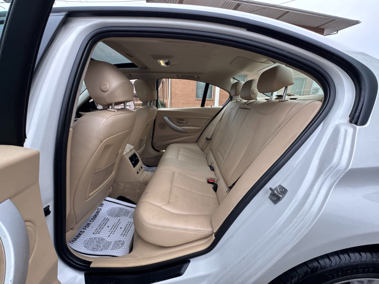 BMW 3 Series 4dr Sdn 328i xDrive AWD 2013