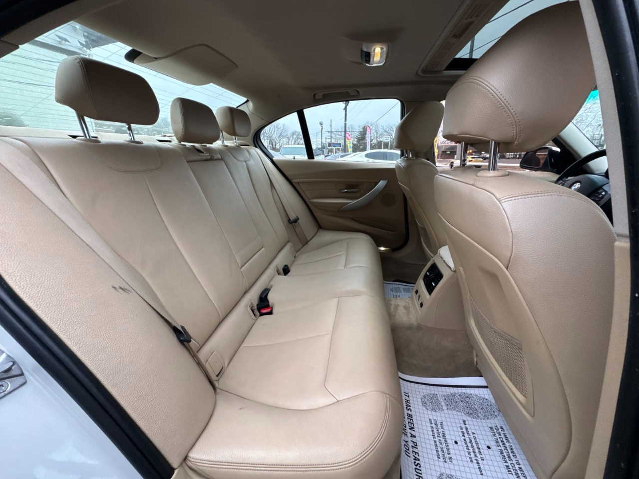 BMW 3 Series 4dr Sdn 328i xDrive AWD 2013