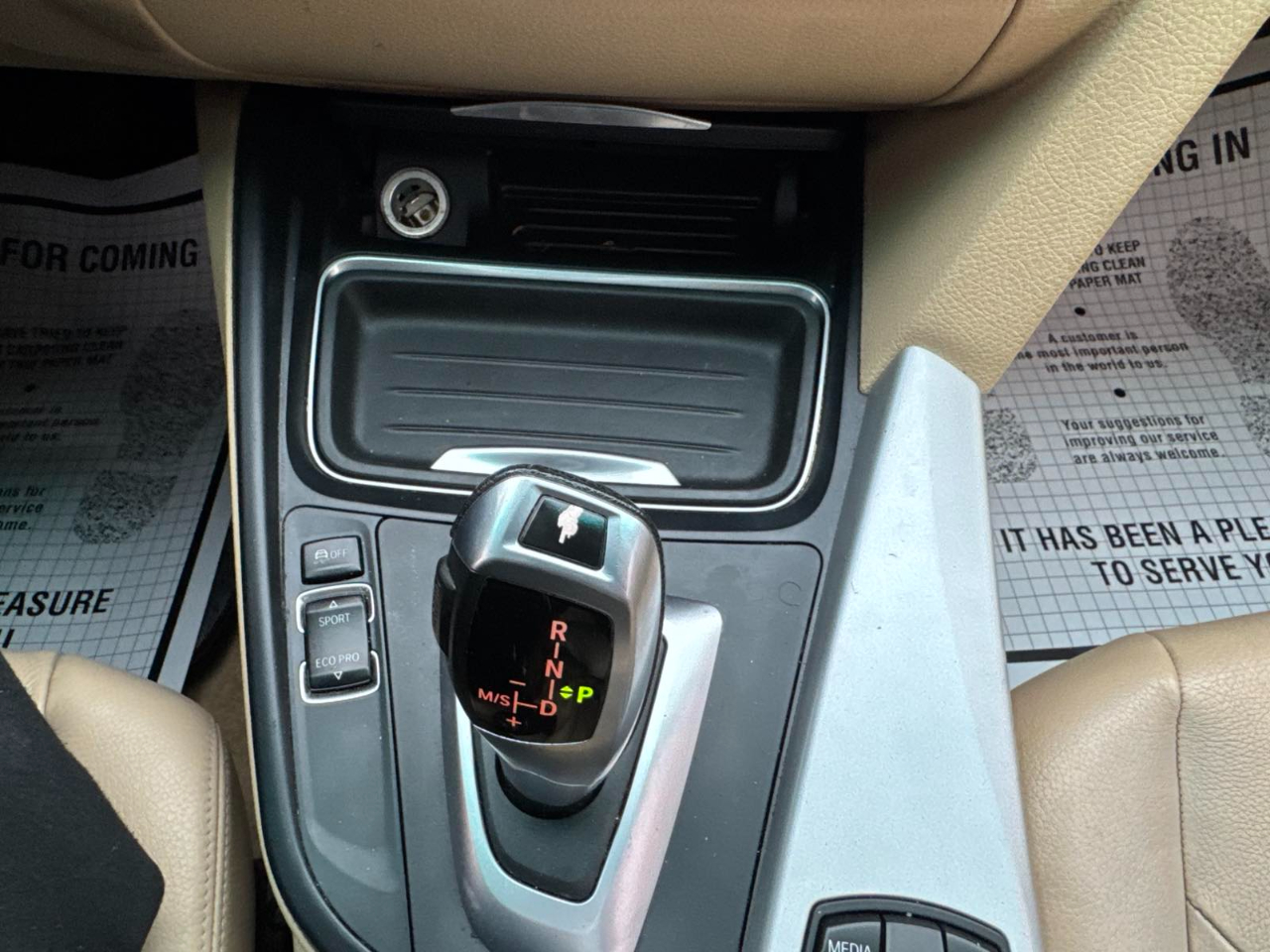 BMW 3 Series 4dr Sdn 328i xDrive AWD 2013