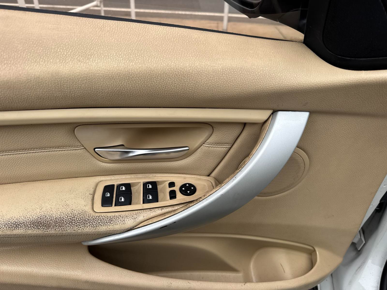 BMW 3 Series 4dr Sdn 328i xDrive AWD 2013