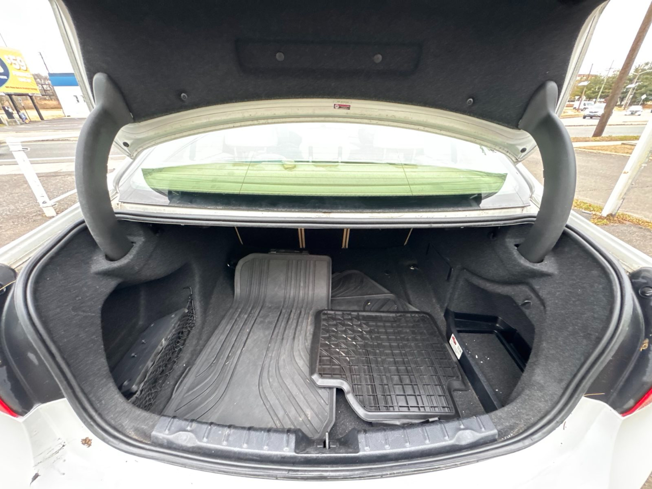 BMW 3 Series 4dr Sdn 328i xDrive AWD 2013