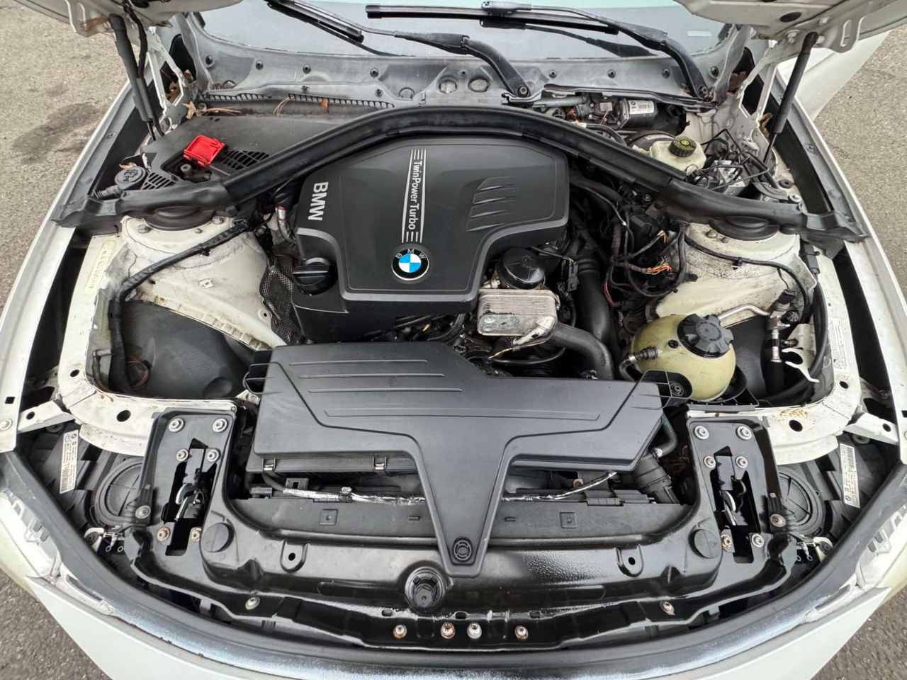 BMW 3 Series 4dr Sdn 328i xDrive AWD 2013