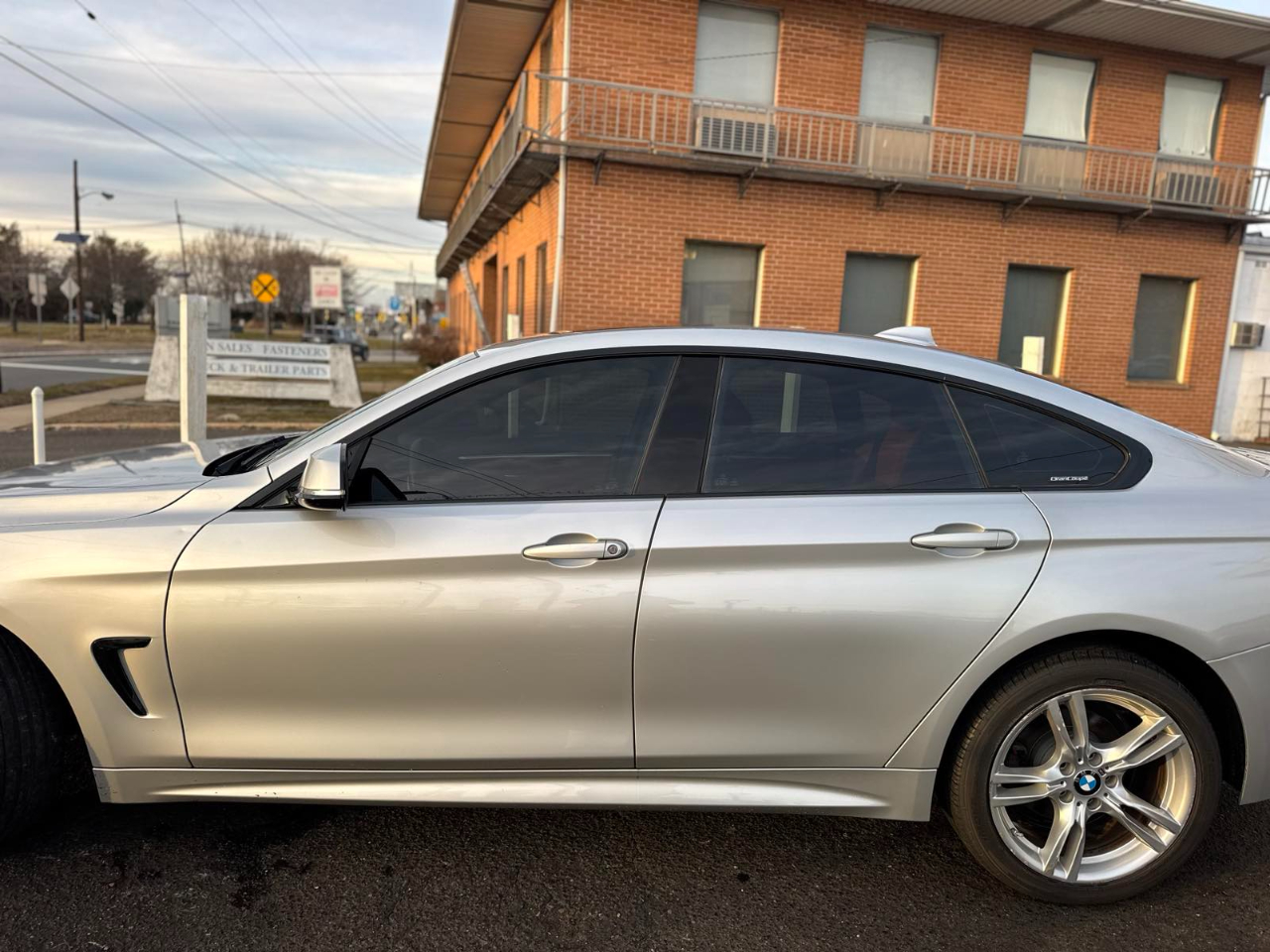 BMW 4 Series 4dr Sdn 428i xDrive AWD Gran Coupe 2015