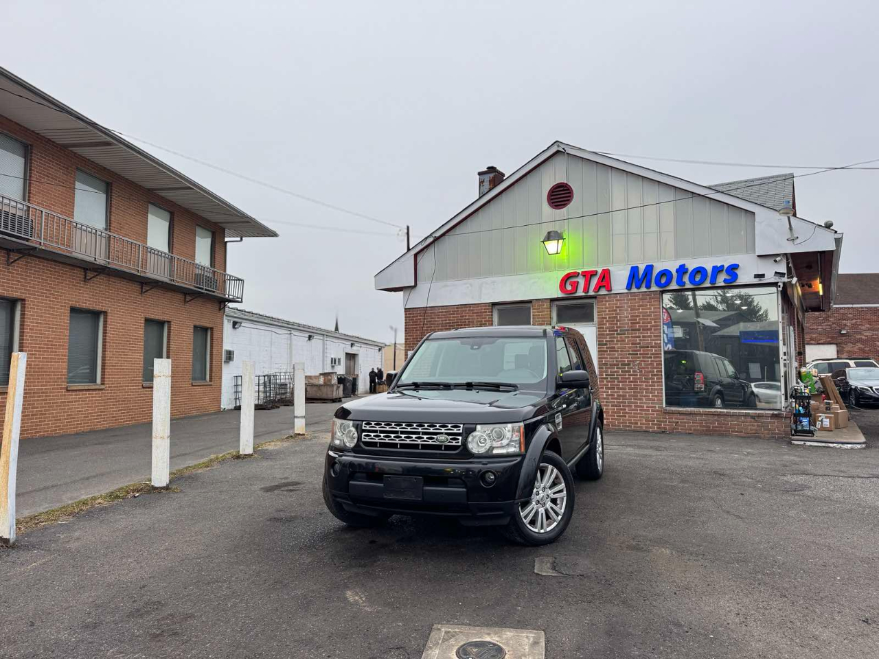 Land Rover LR4 4WD 4dr V8 HSE 2010