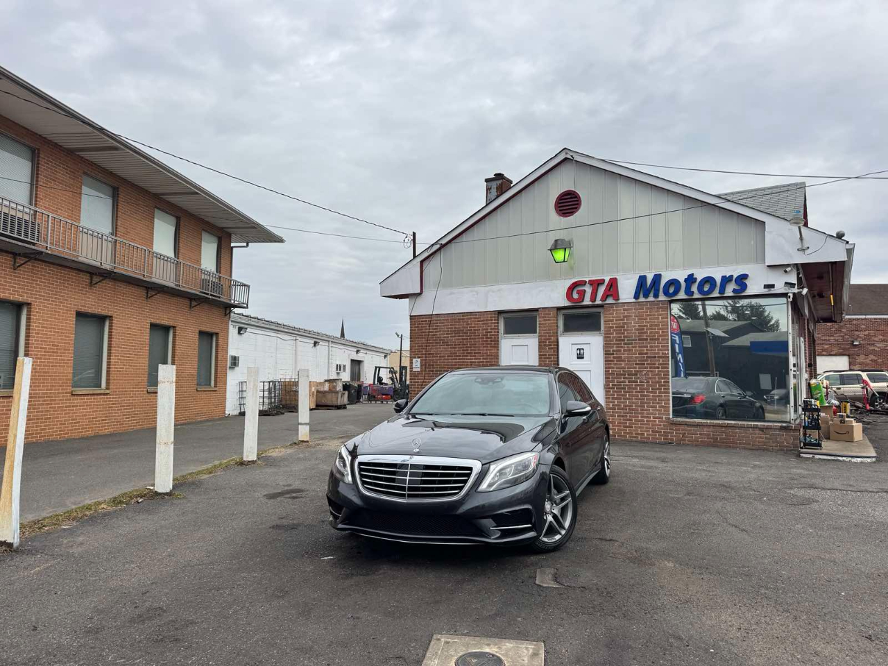 Mercedes-Benz S-Class 4dr Sdn S 550 4MATIC 2016