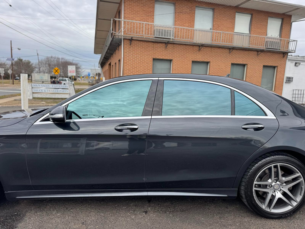 Mercedes-Benz S-Class 4dr Sdn S 550 4MATIC 2016