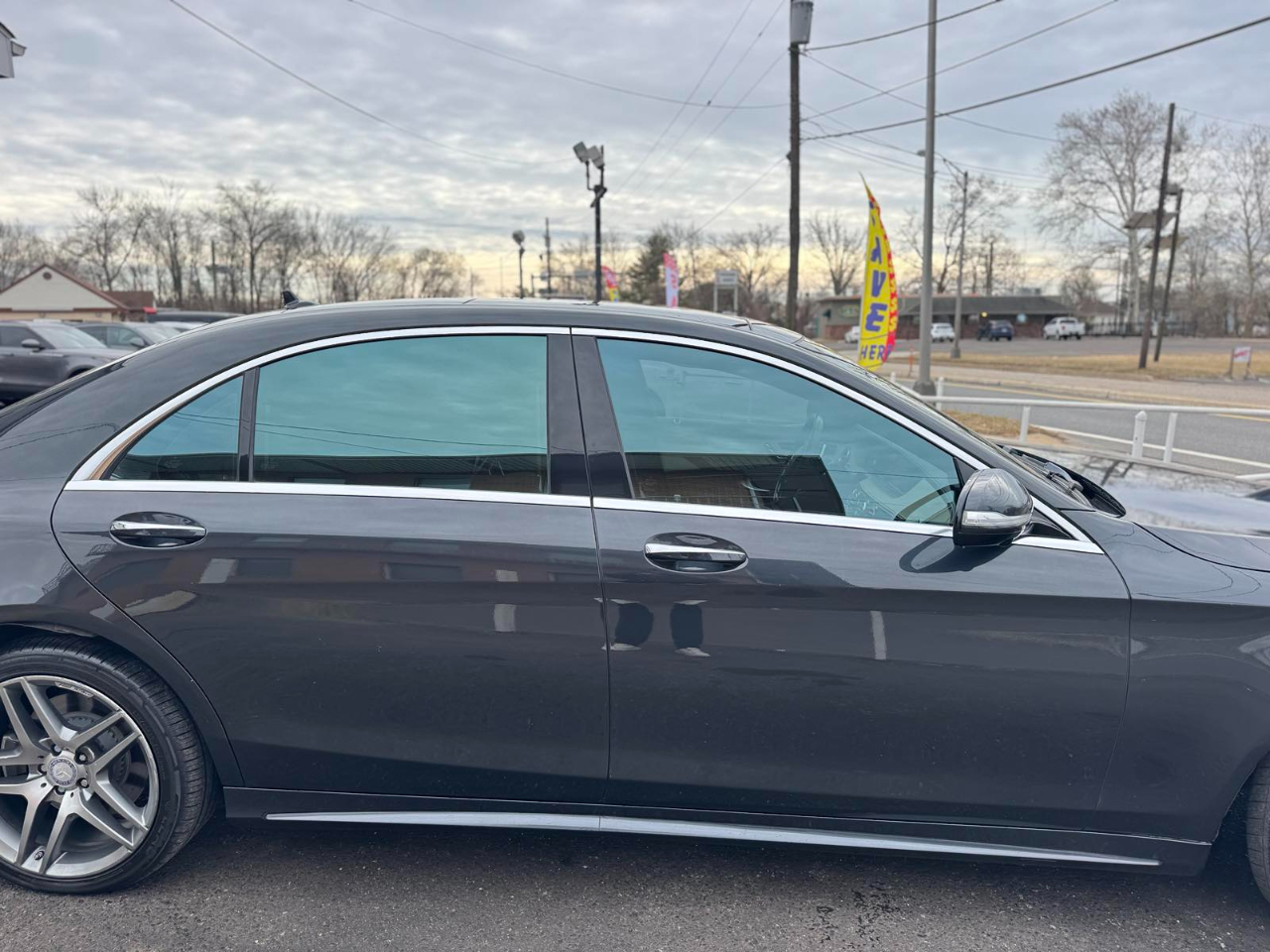 Mercedes-Benz S-Class 4dr Sdn S 550 4MATIC 2016