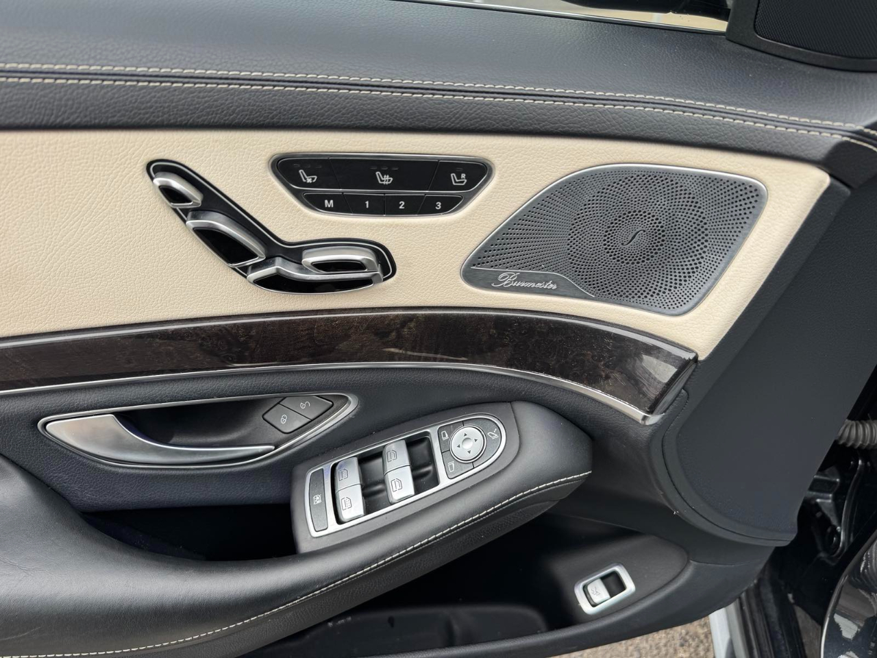 Mercedes-Benz S-Class 4dr Sdn S 550 4MATIC 2016