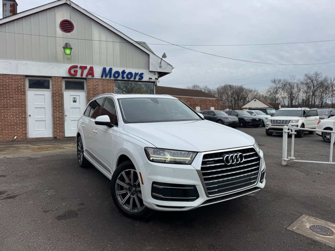 Audi Q7 SE Premium Plus 45 TFSI quattro 2019