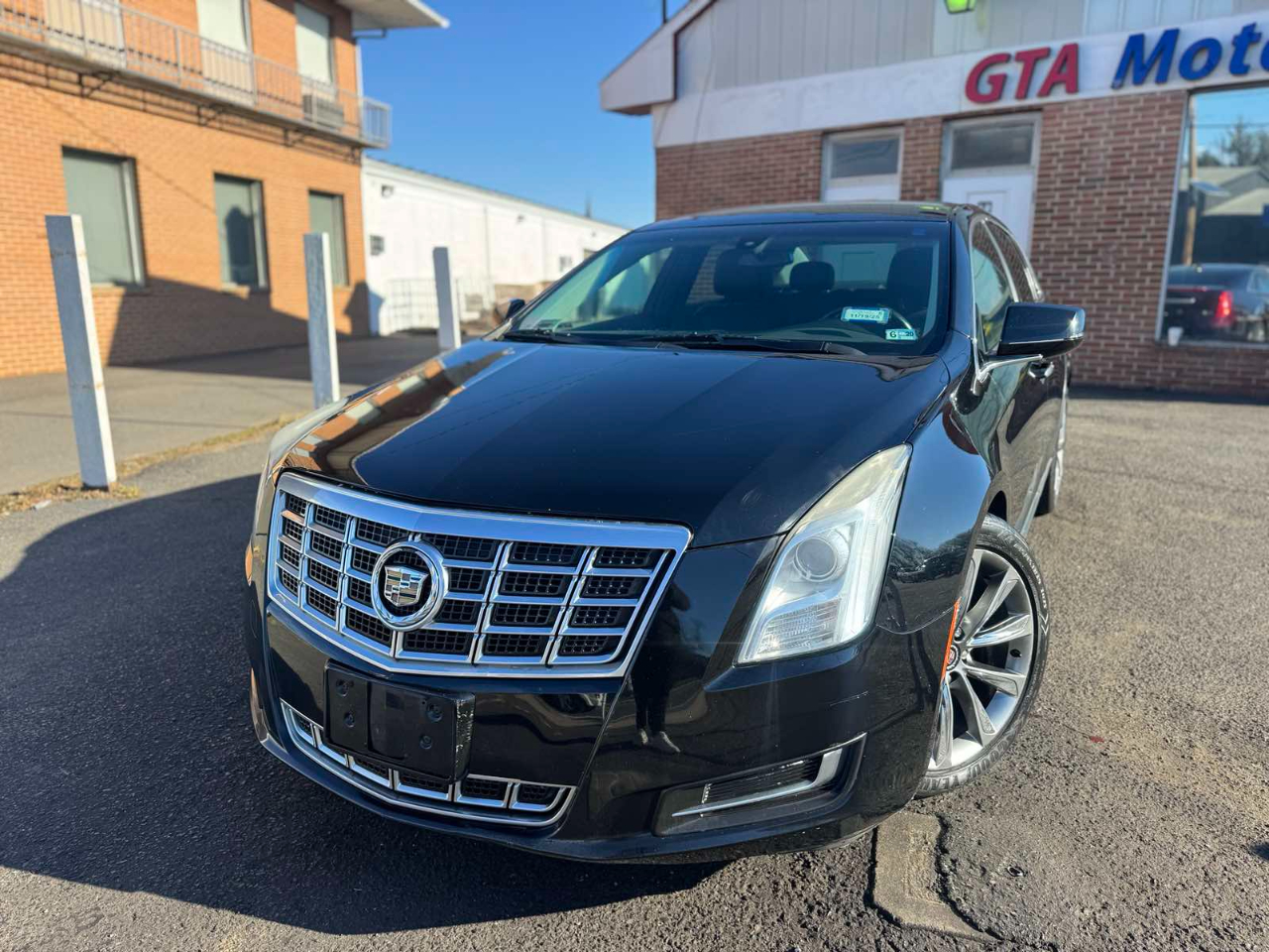 Cadillac XTS 4dr Sdn FWD 2015