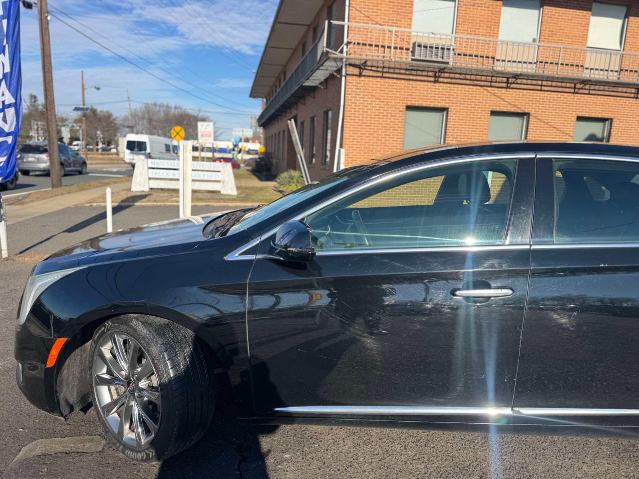 Cadillac XTS 4dr Sdn FWD 2015