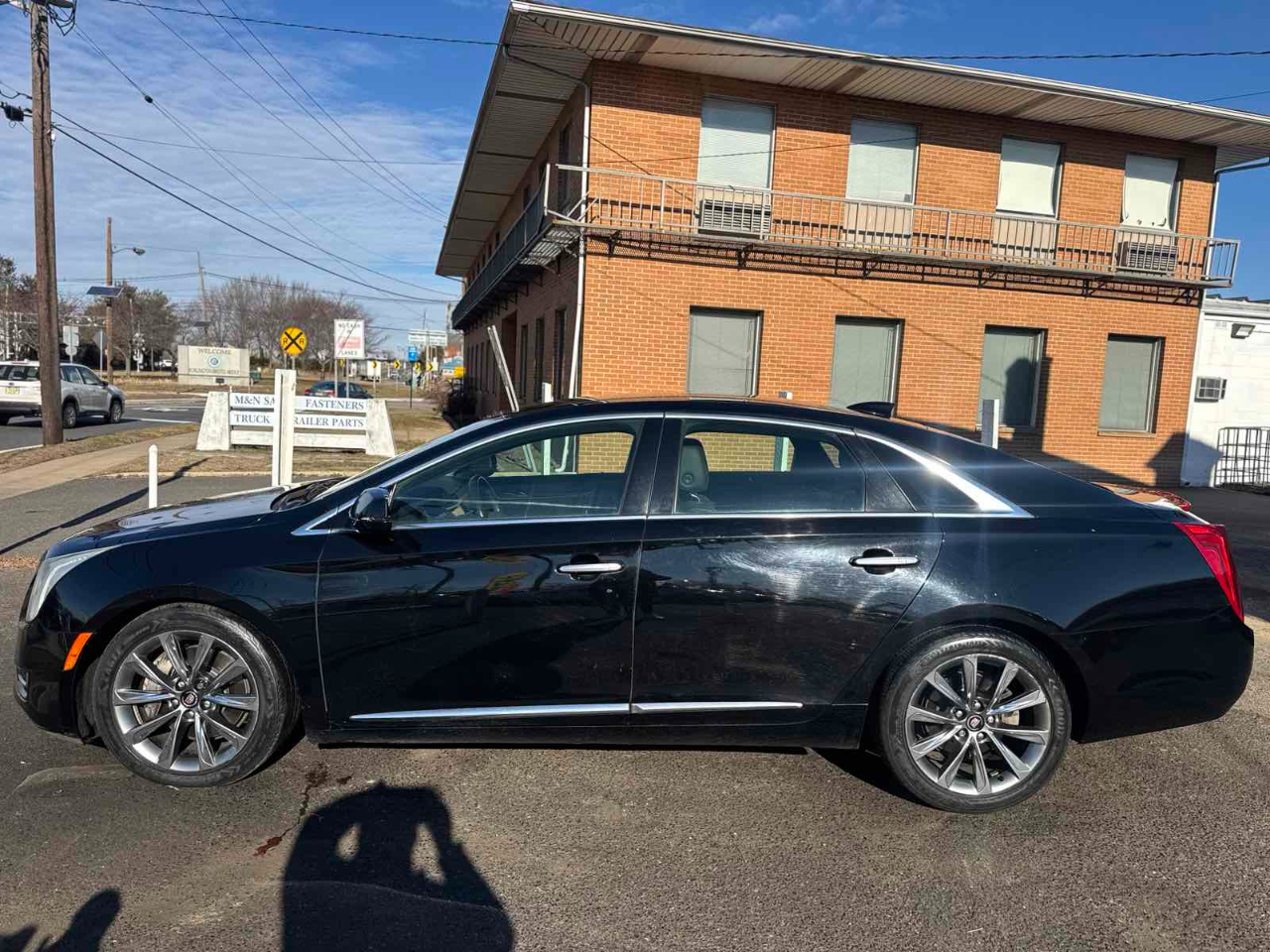 Cadillac XTS 4dr Sdn FWD 2015