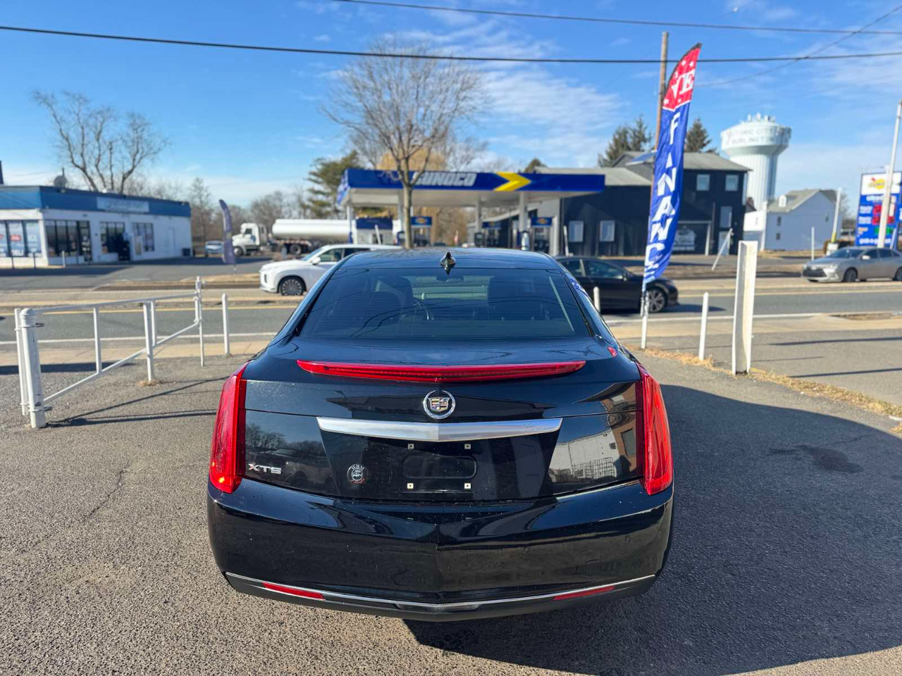 Cadillac XTS 4dr Sdn FWD 2015