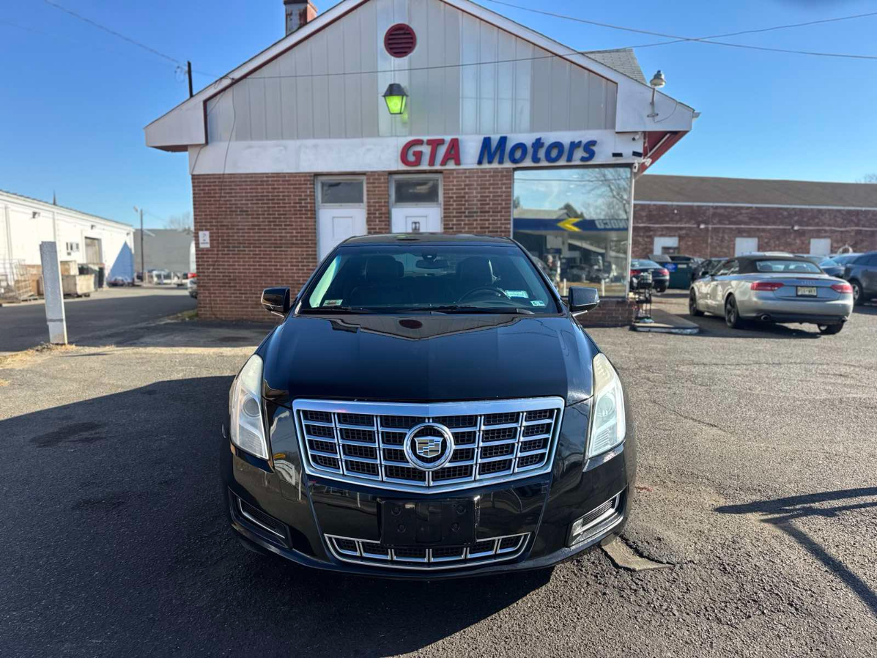 Cadillac XTS 4dr Sdn FWD 2015
