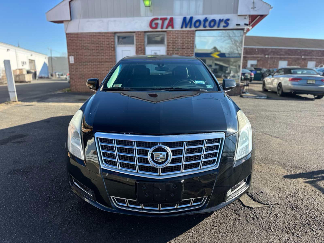 Cadillac XTS 4dr Sdn FWD 2015