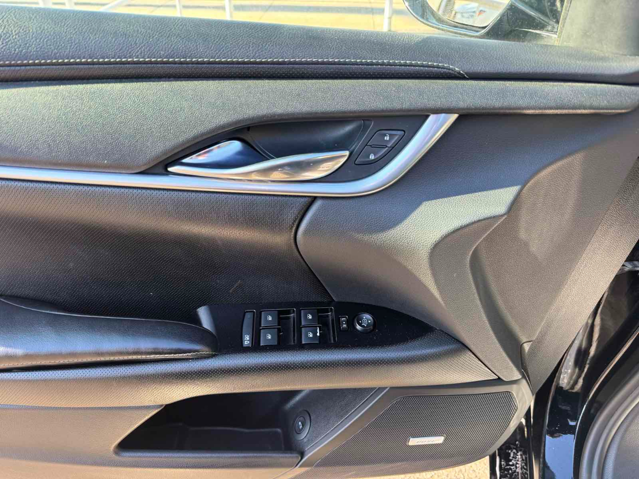 Cadillac XTS 4dr Sdn FWD 2015