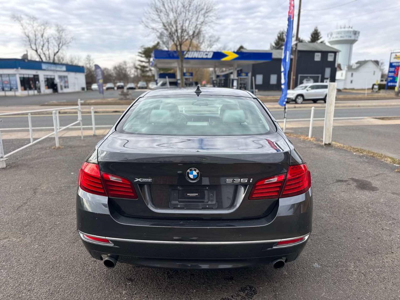 BMW 5 Series 4dr Sdn 535i xDrive AWD 2015