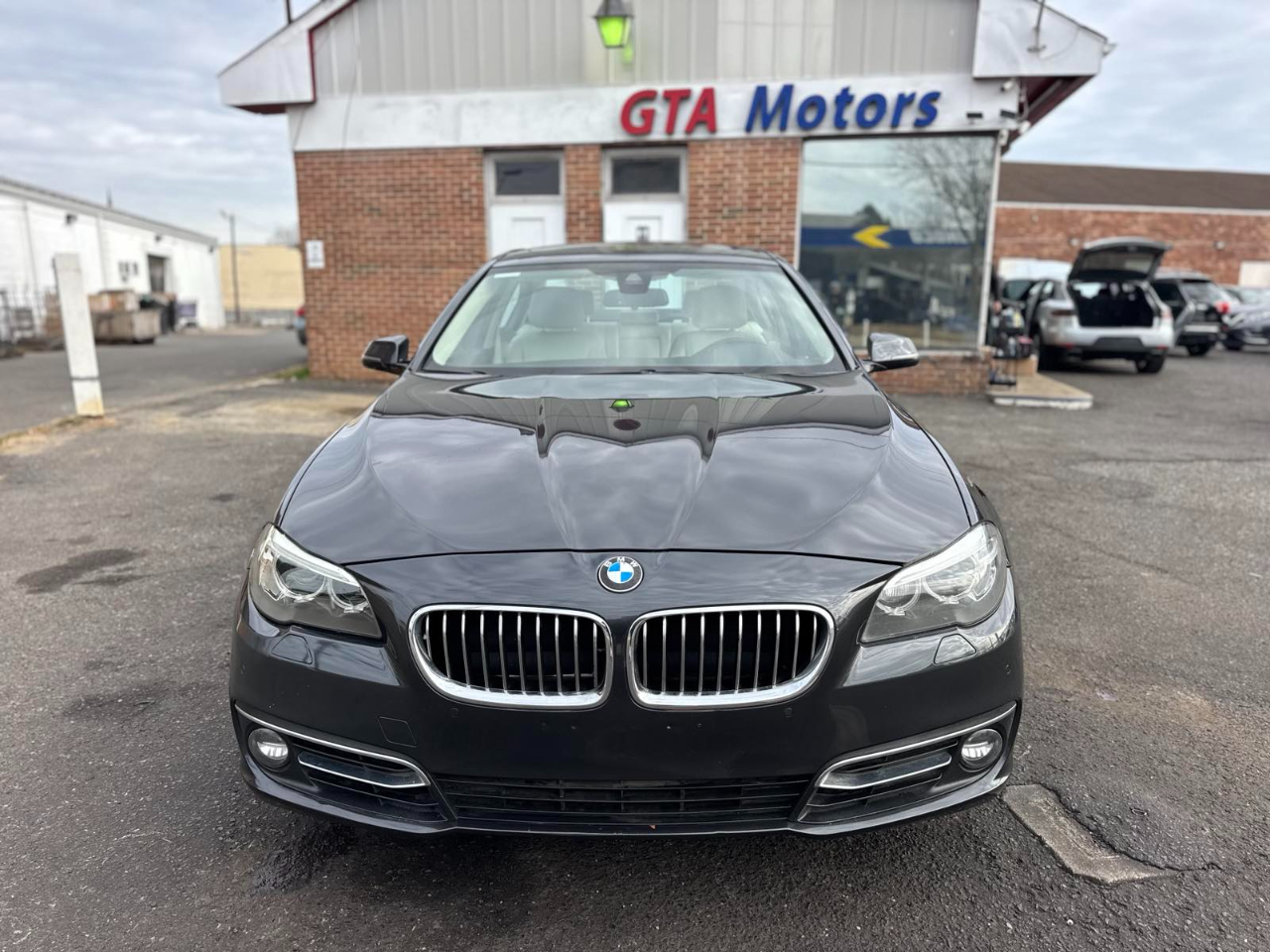 BMW 5 Series 4dr Sdn 535i xDrive AWD 2015