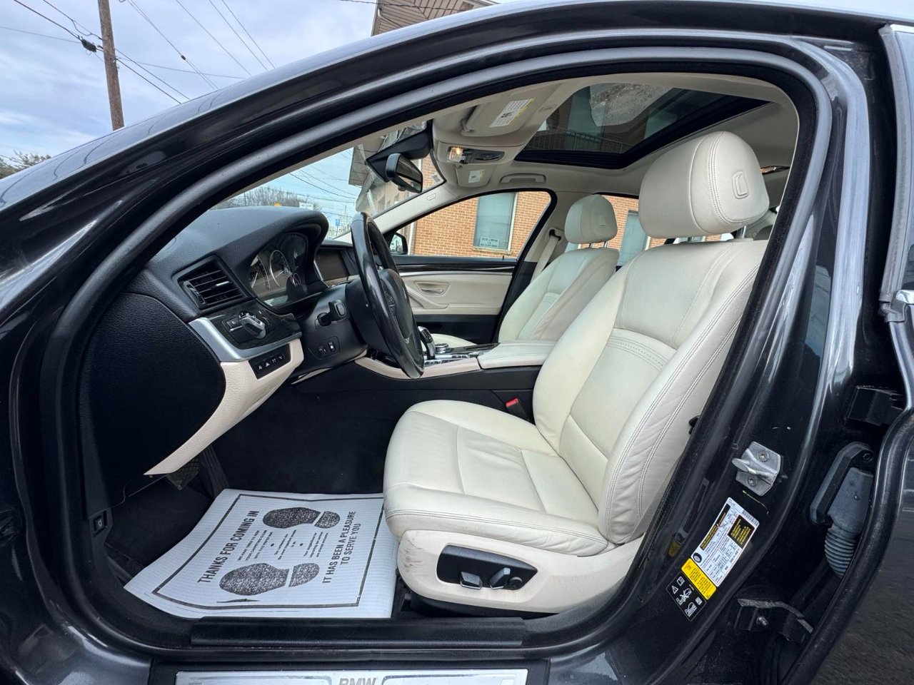 BMW 5 Series 4dr Sdn 535i xDrive AWD 2015