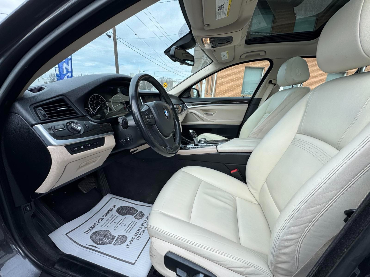 BMW 5 Series 4dr Sdn 535i xDrive AWD 2015