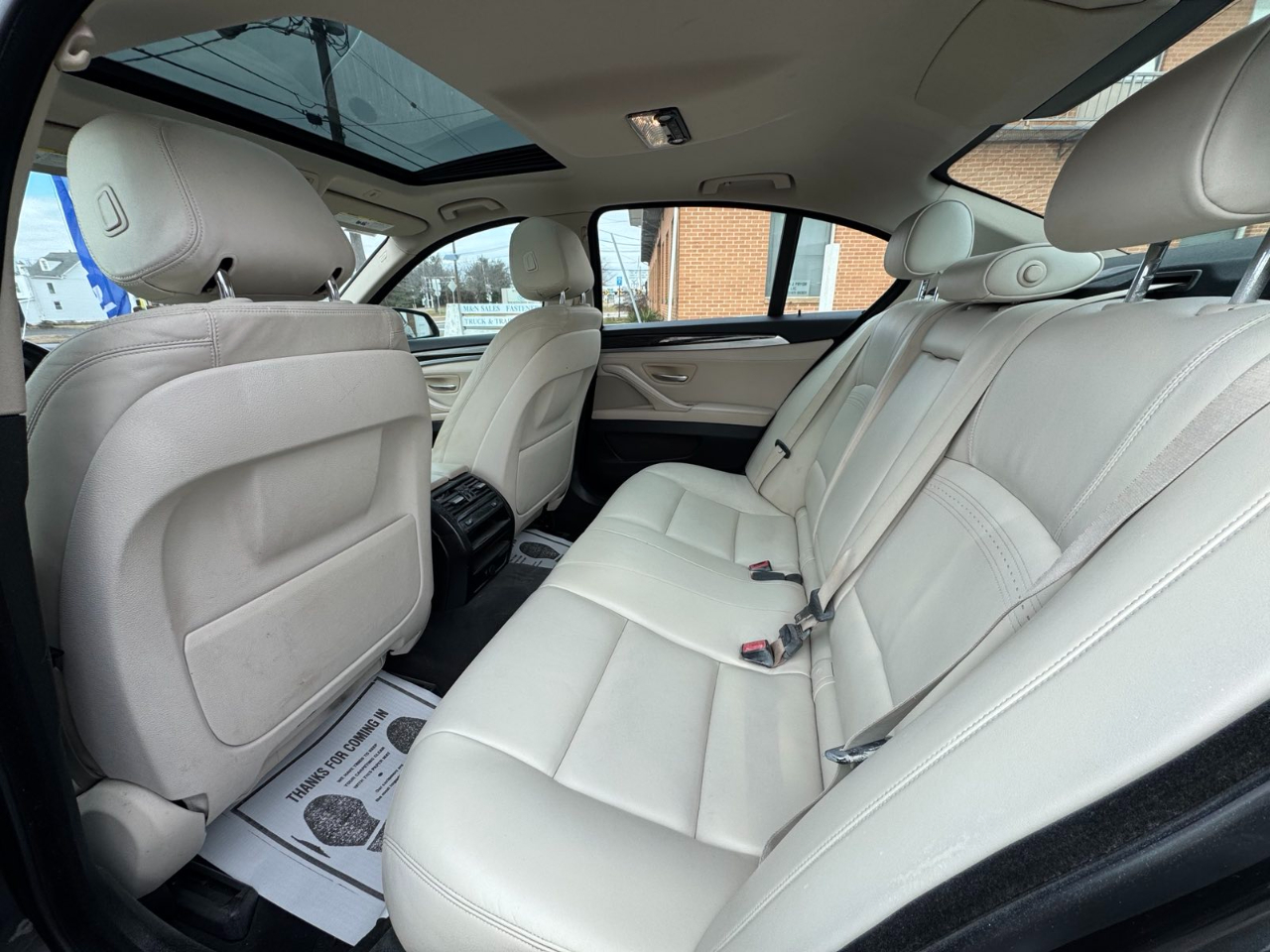 BMW 5 Series 4dr Sdn 535i xDrive AWD 2015