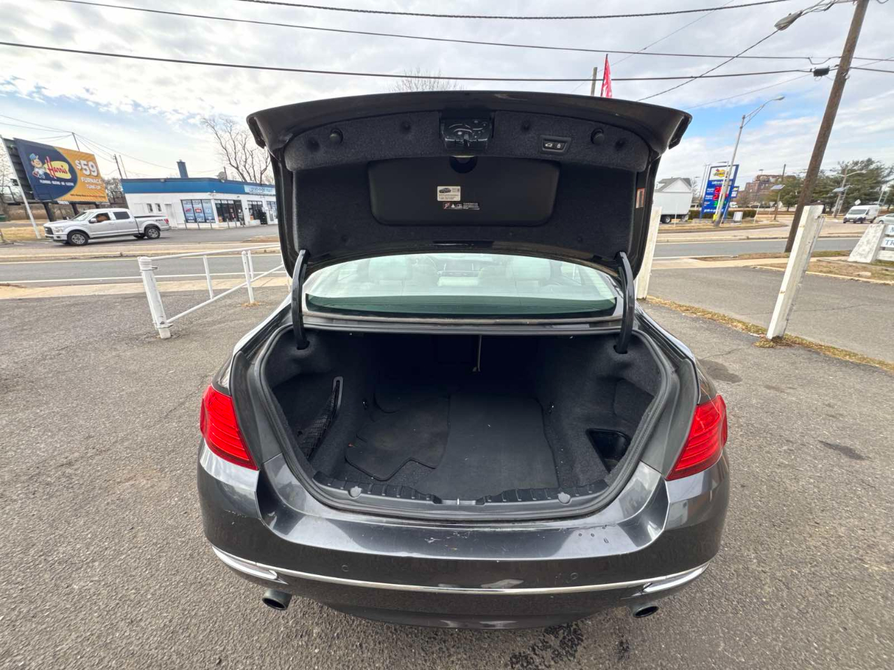 BMW 5 Series 4dr Sdn 535i xDrive AWD 2015