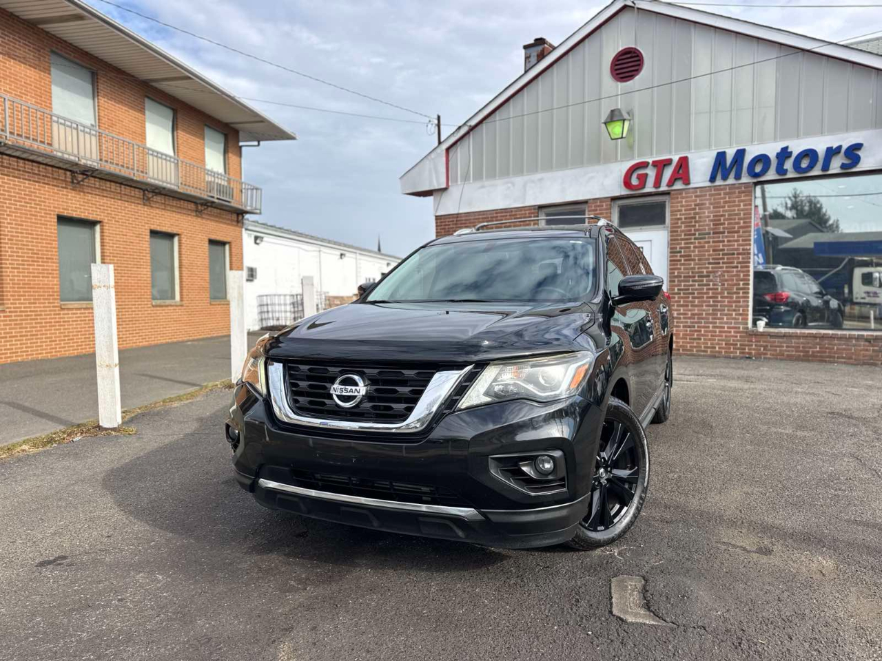 Nissan Pathfinder 4x4 Platinum 2017