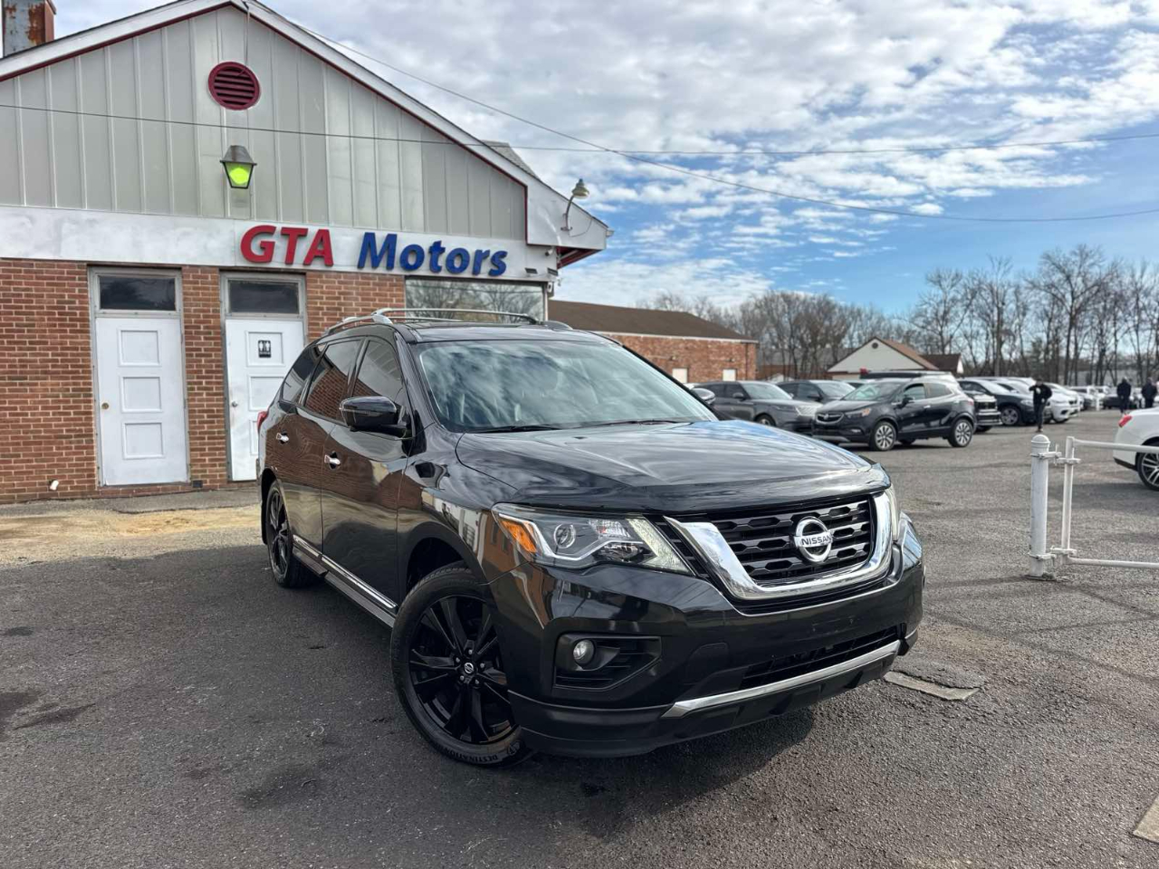 Nissan Pathfinder 4x4 Platinum 2017