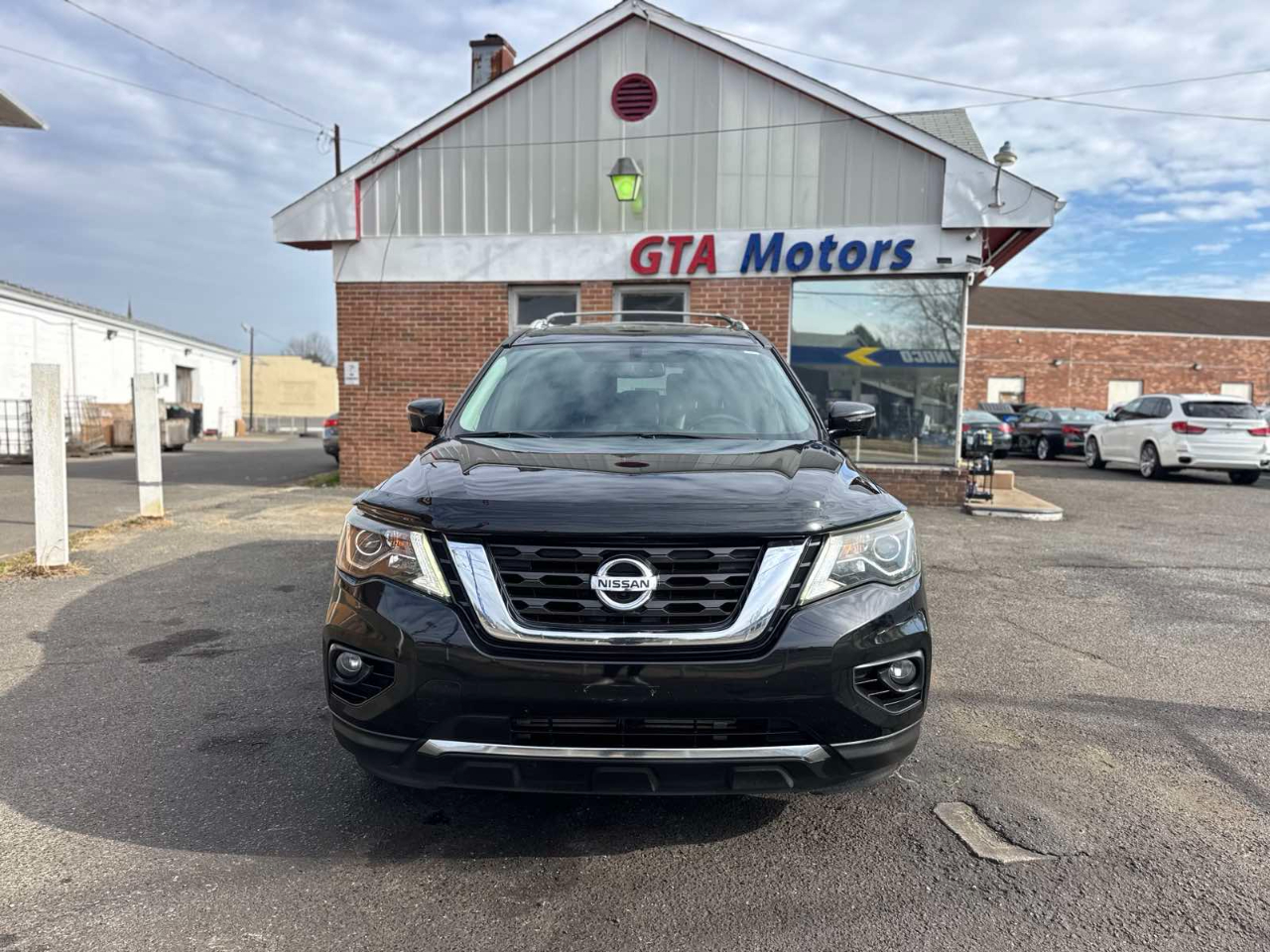 Nissan Pathfinder 4x4 Platinum 2017