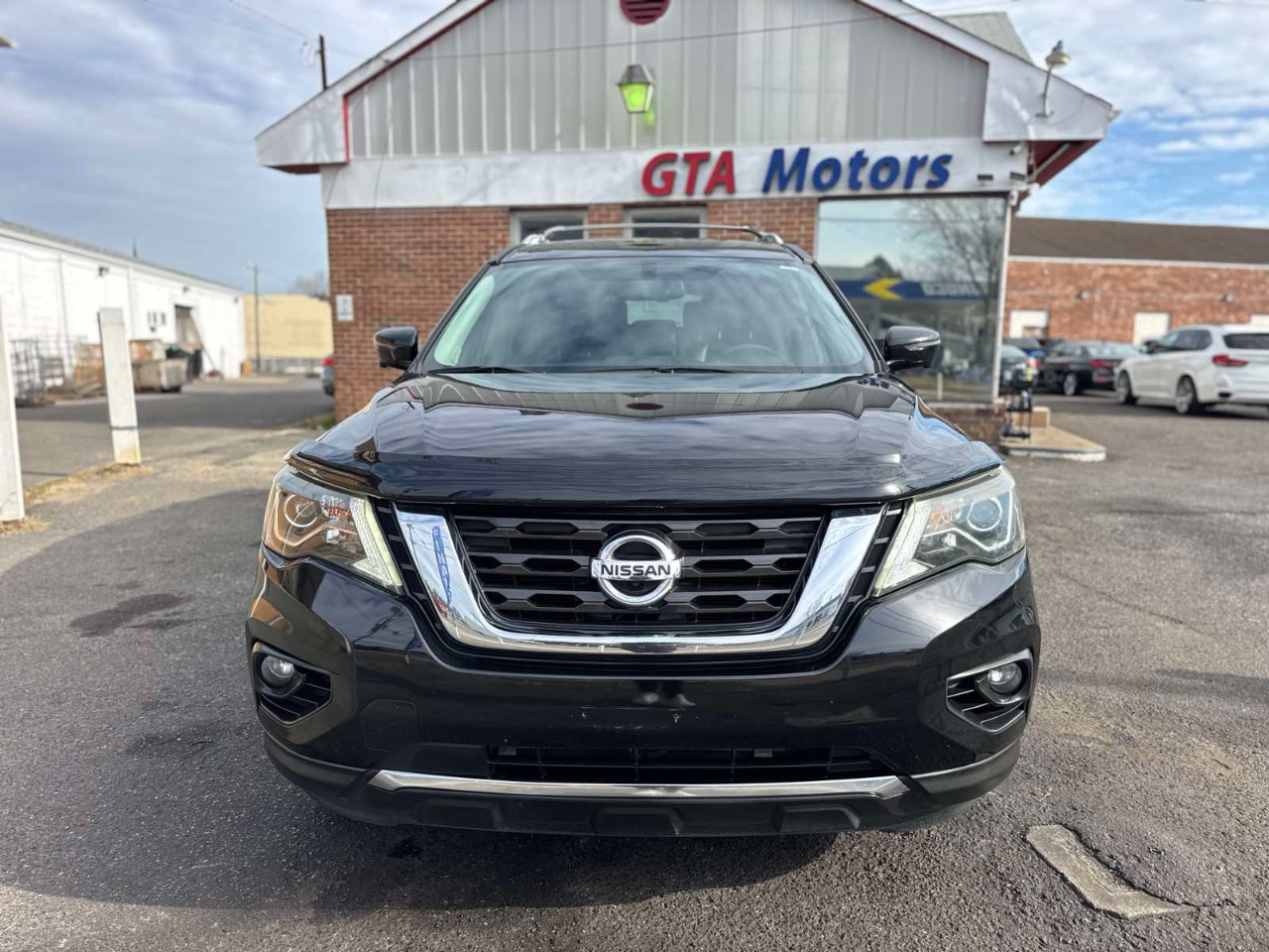Nissan Pathfinder 4x4 Platinum 2017