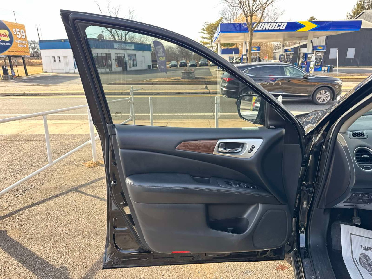 Nissan Pathfinder 4x4 Platinum 2017