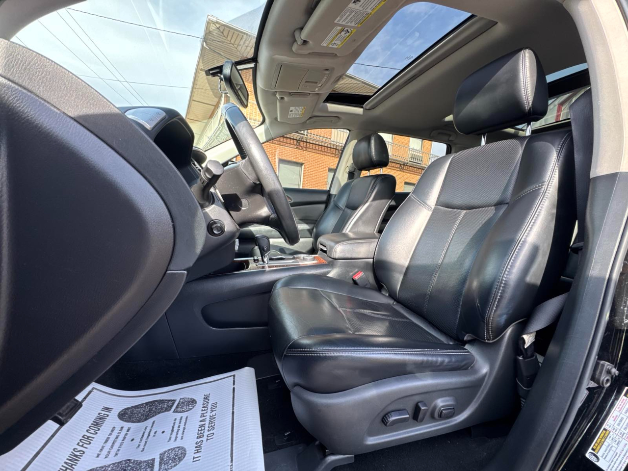 Nissan Pathfinder 4x4 Platinum 2017