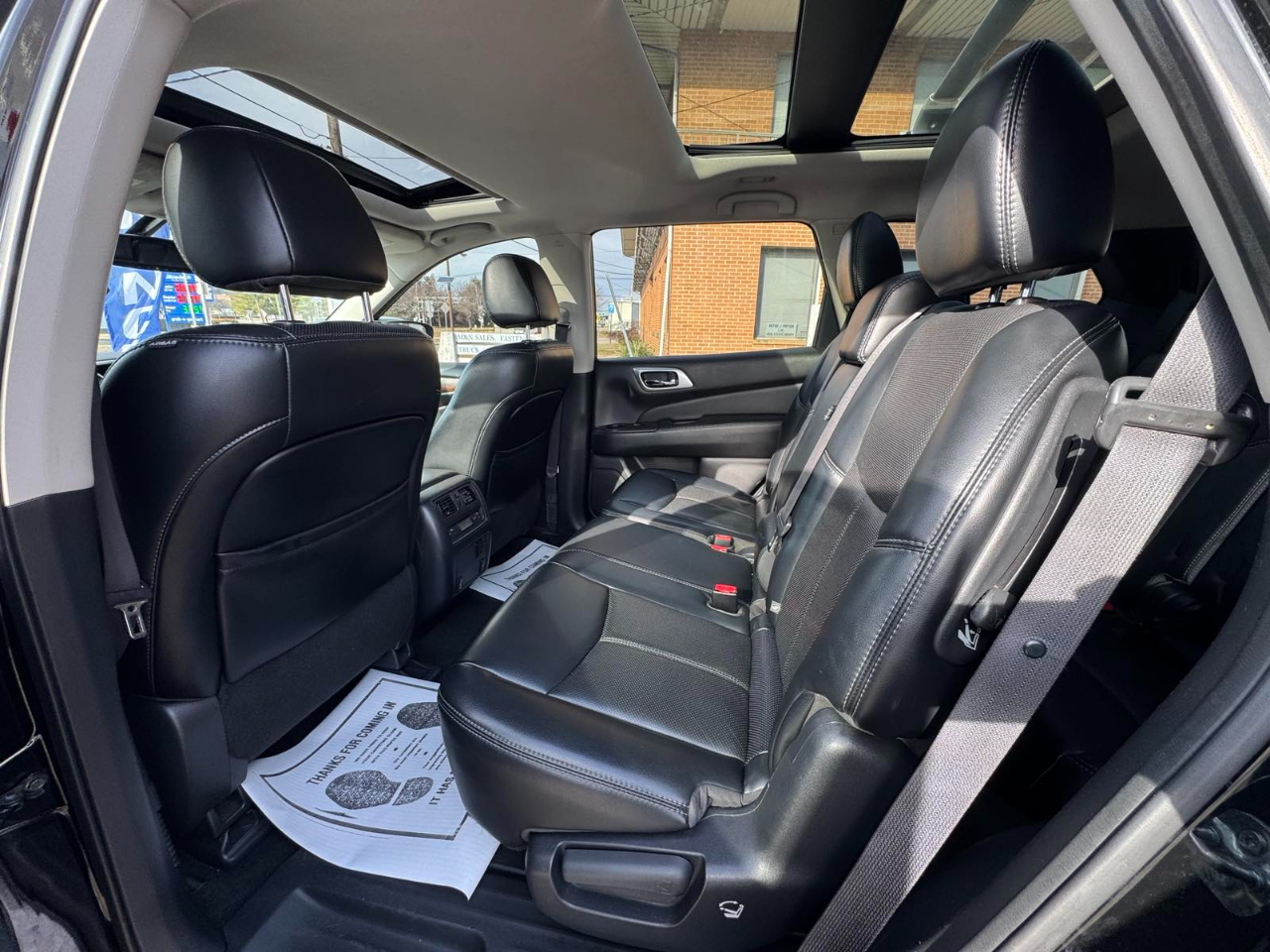 Nissan Pathfinder 4x4 Platinum 2017