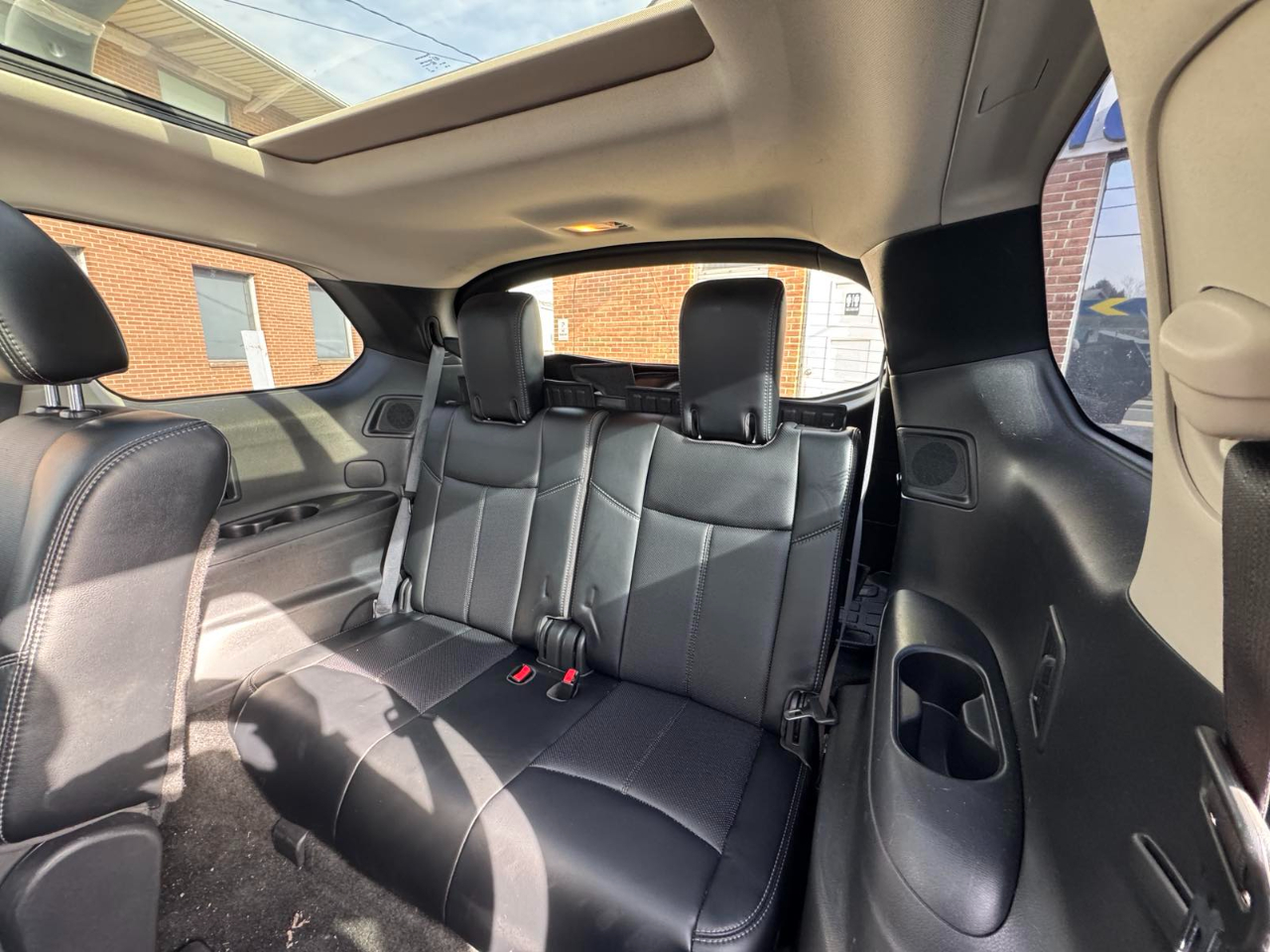 Nissan Pathfinder 4x4 Platinum 2017