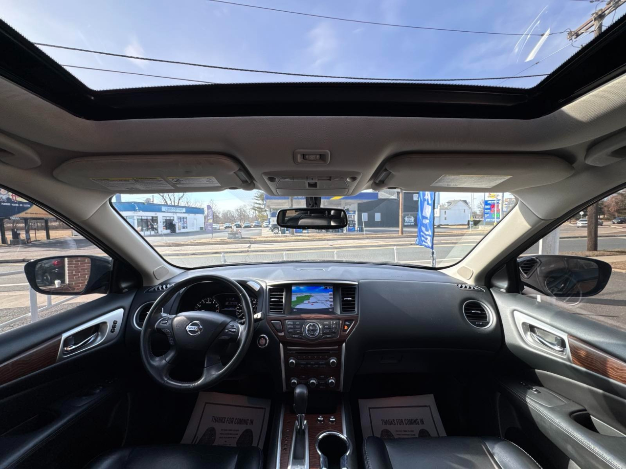 Nissan Pathfinder 4x4 Platinum 2017