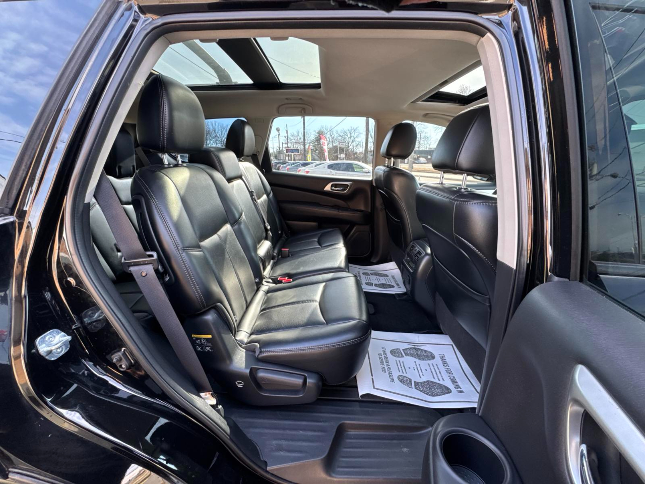 Nissan Pathfinder 4x4 Platinum 2017